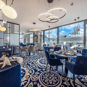 Western Premier Royal Blue Hotell